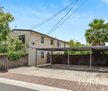 Updated Two-Bedroom Unit in Convenient Parkside Location - Photo 2