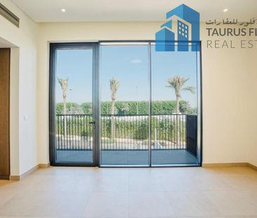 Brand New 3 Bedroom Villa with Private Garden - Photo 4