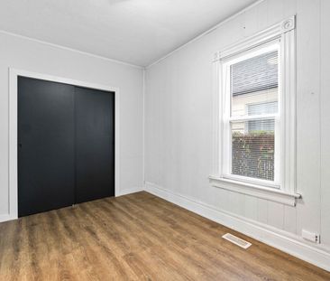 4 Bed, 2 Bath - Photo 2