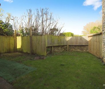 4 bedroom detached house to rent - Photo 5