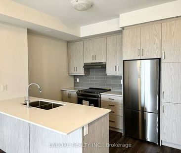 Hwy 7./Exchange Ave Brand New Luxury 3Bdrm Twnhouse Bright +Spacious - Photo 1