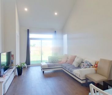 For Lease - 619 Freeport Street, London North, Ontario - Photo 1