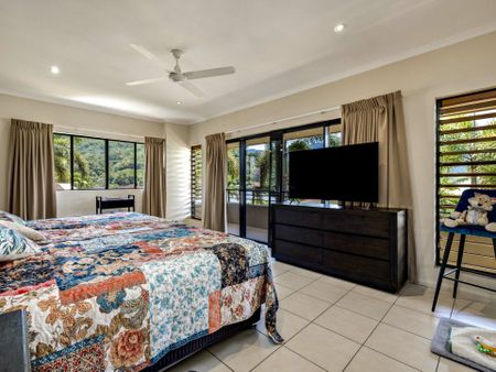 24 Greenock Way, Brinsmead QLD 4870 - House For Rent | Domain - Photo 4