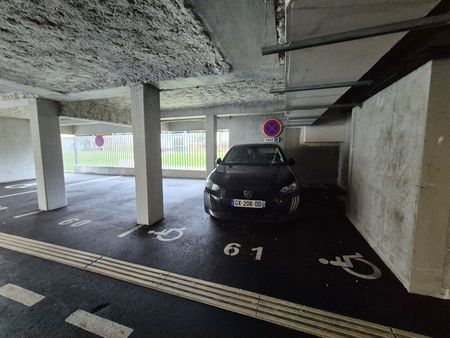 Location Appartement 4 pièces 85m² - Photo 5