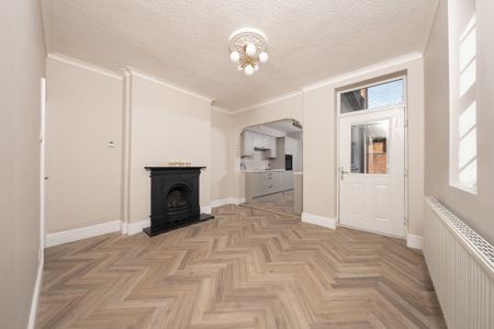 Alexandra Road West, Chesterfield - Photo 2