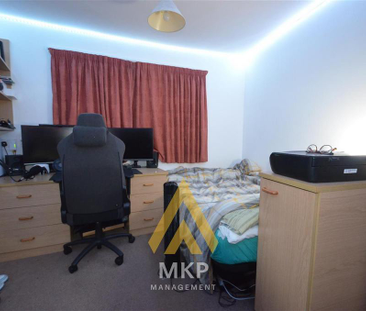 4 bedroom flat to rent - Photo 6