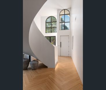 Brand-new family retreat of design & light - Photo 6