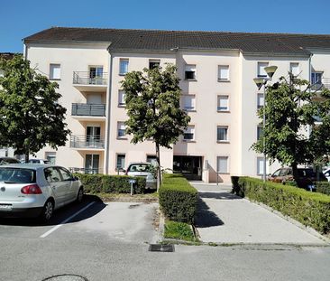Joli T2 en Résidence avec terrasse - Photo 1
