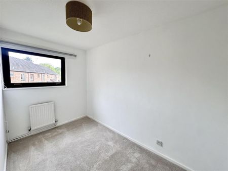 3 bedroom apartment to rent - Photo 3