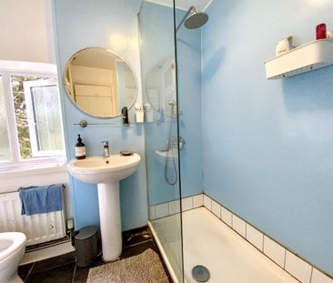 2 bedroom semi-detached house to rent - Photo 5