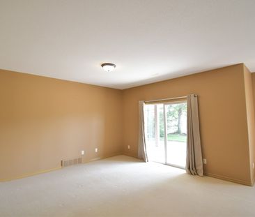 226 Sagewood Drive - Photo 2