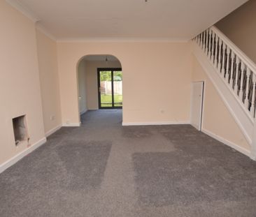 3 Bedroom Detached House - Photo 4