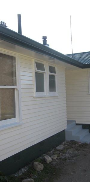 Country Home - Photo 2