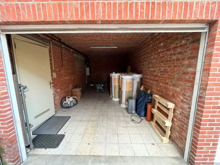 Gelijkvloers appartement met 2 slpks en garage op wandelafstand van het centrum! - Foto 5