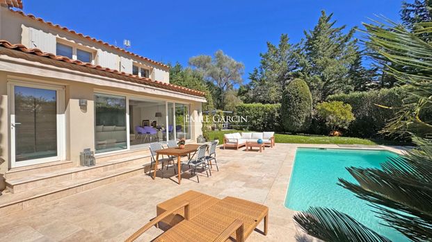 Le Cannet Cote d'Azur, à louer, maison proche centre ville, piscine, 3 chambres doubles - Photo 1