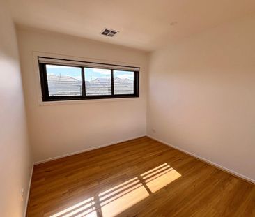 Modern 3-Bed, 2-Bath Family Living - Photo 4