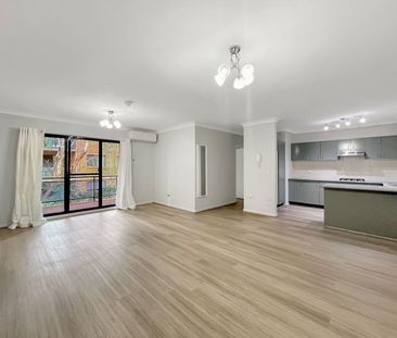 TWO-BEDROOM APARTMENT | WATER USAGE INCLUDED | WELL-PRESENTED LIVIN... - Photo 1
