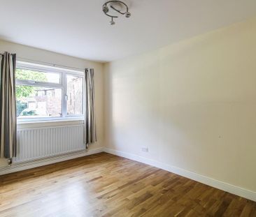 4 bedroom detached house to rent - Photo 4