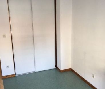 Location Appartement 1 pièce 17m² ST ETIENNE 42000 - Photo 3