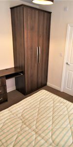 St Michaels Villas, Headingley, LS6 3AF, Leeds - Photo 3