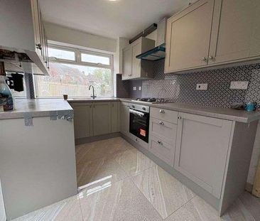 Stirling Close, Uxbridge, UB8 - Photo 5