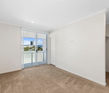 Modern Townhouse in Secure Gated Lifestyle Complex - Photo 6