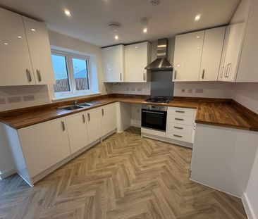 CORNMILL DRIVE, SOMERCOTES - Photo 3