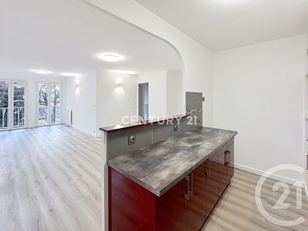 Location Appartement 3 pièces 66m² AUBAGNE 13400 - Photo 4