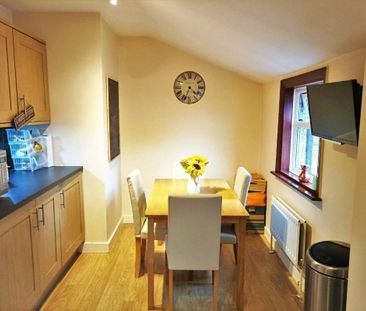 2 bedroom flat to rent - Photo 6