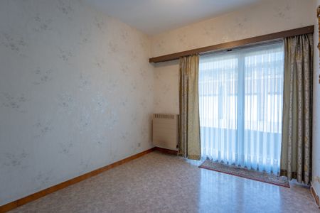 Verzorgd appartement op de gelijkvloerse verdieping met garagebox! - Photo 3