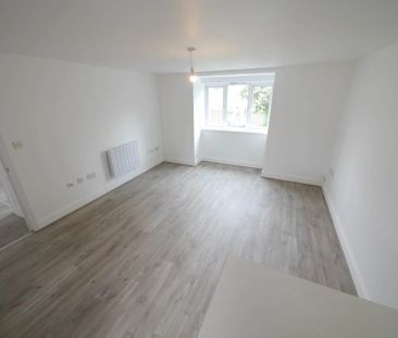 Lemsford Road, Hatfield - Photo 3