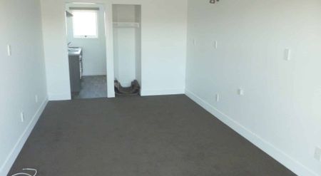 8/212 Ulster Street - Photo 2