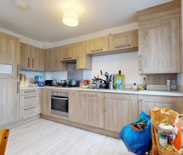 2 bedroom apartment to rent - Photo 5