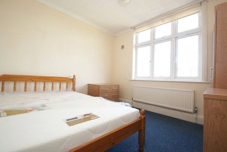 Student Properties to Let - Photo 3