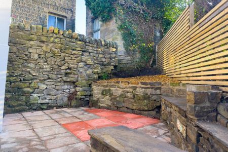 3 bedroom detached house to rent - Photo 3