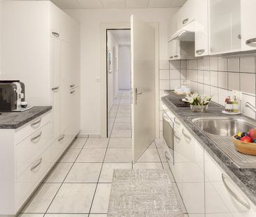 "Altbauwohnung mit Fischgratparkett" - Foto 5