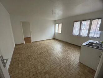 Location Appartement 2 pièces 35 m2 à Saint-Quentin - Photo 3