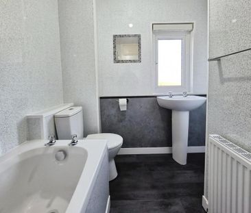 2 bedroom maisonette to rent - Photo 6