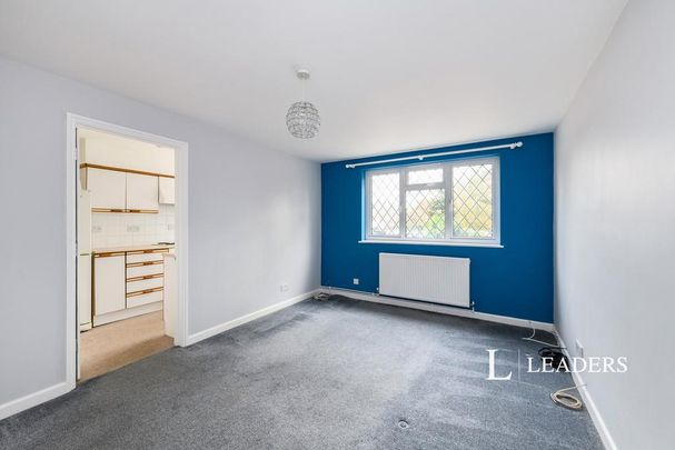 2 bedroom flat to rent - Photo 1