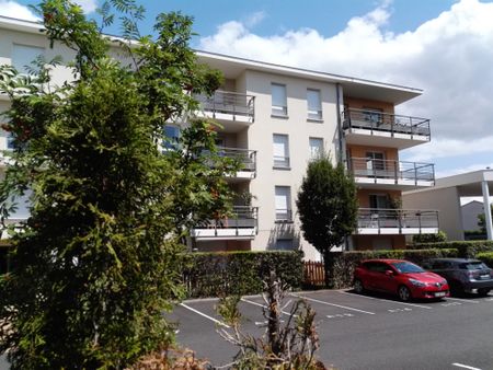 Appartement - 3 pièces - BEAUMONT - Photo 5