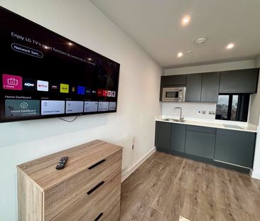 Studio Flat, Parliament Sqaure, L1 - Photo 4