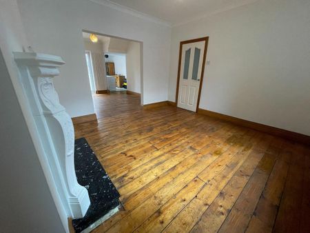 3 bedroom terraced house to rent - Photo 3