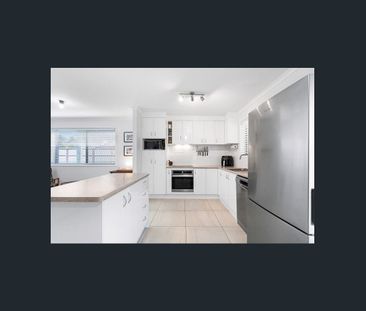 5 Lachlan Street, Birkdale, Qld 4159 - Photo 4