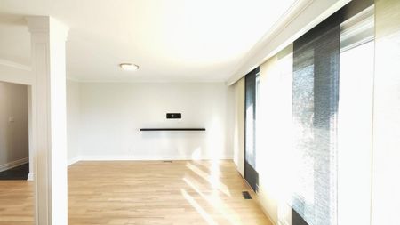For Lease - 50 Eringate Drive Unit# MAIN, Toronto, Ontario - Photo 2