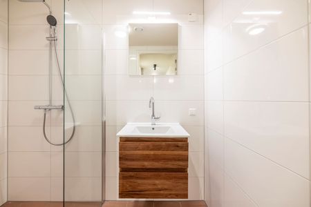 Appartement te huur: Ungerplein 2-B04 3033 BR Rotterdam - Photo 2