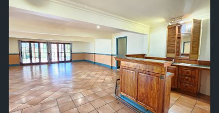 Beautiful Queenslander Mansion - Photo 2