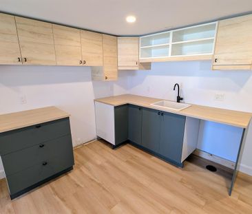 Immeuble - 448-456 Principale Nord Richmond 3 Et Demi Refait à Neuf... - Photo 2