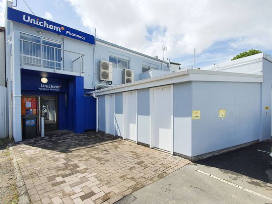 Stylish apartment & water included in the rent - Photo 1