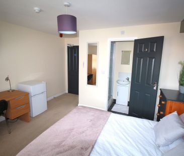 24 Sorrel Drive, Kirkby-in-Ashfield, Nottinghamshire, NG17 8RW - Photo 3