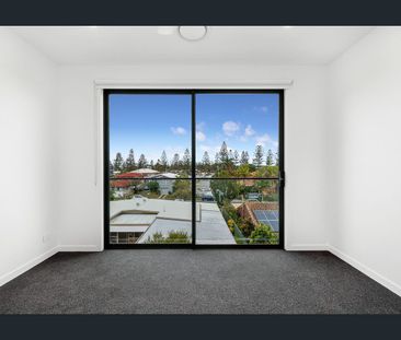 Luxury Townhouse - Photo 1